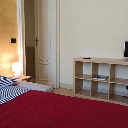 La Qualita' Al Quadrato Apartment Turin Bagian luar foto
