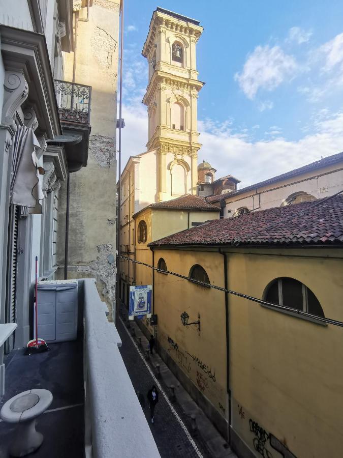 La Qualita' Al Quadrato Apartment Turin Bagian luar foto