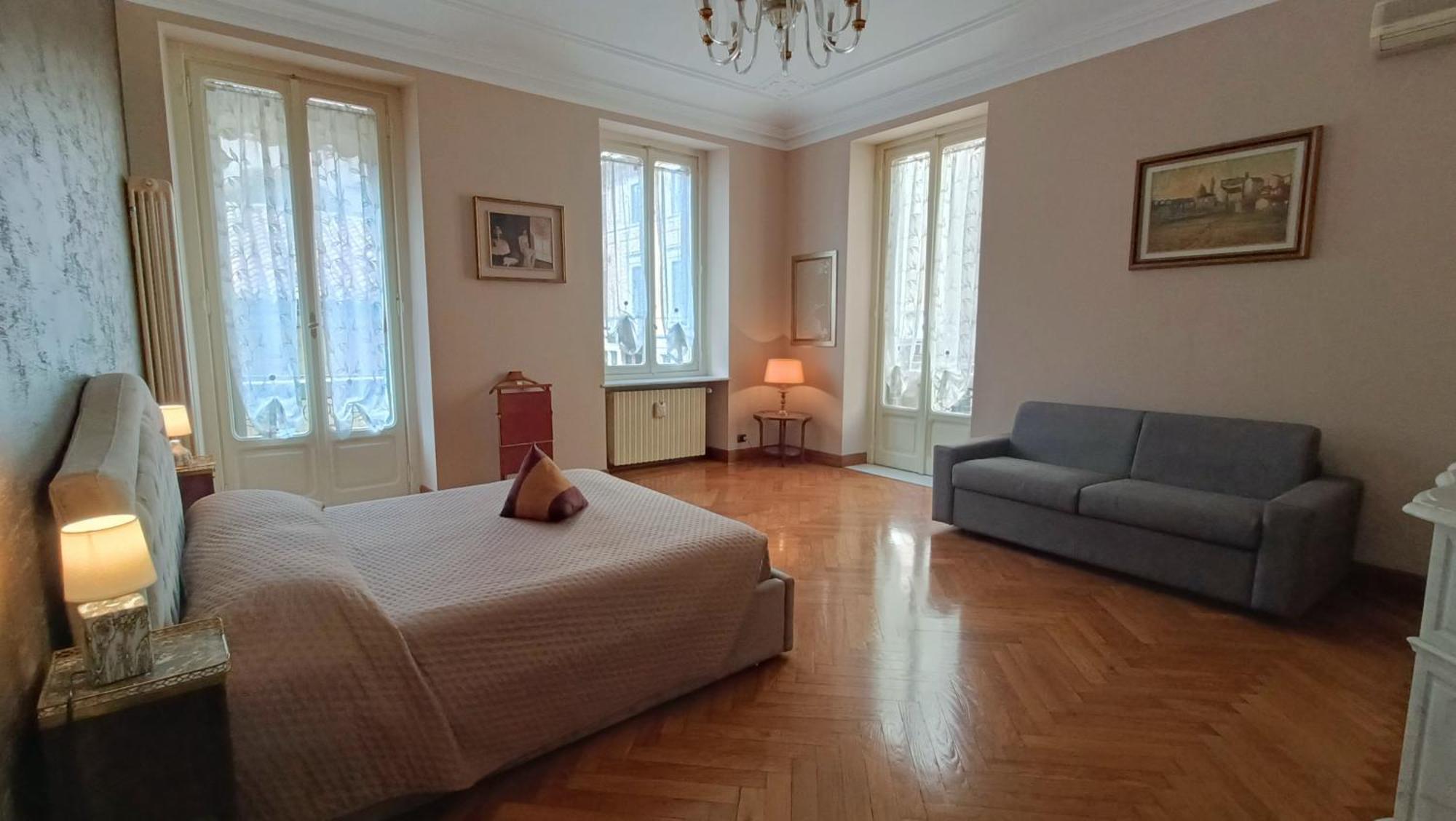 La Qualita' Al Quadrato Apartment Turin Bagian luar foto